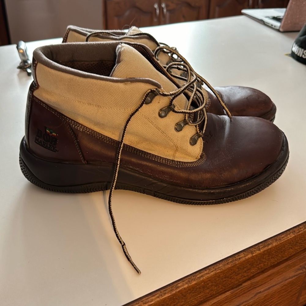 Bob Marley footwear chukka Men’s size 12.  Lightly worn rare